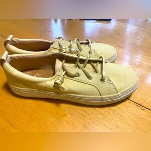Yellow sparkle Sperrys size 8M
